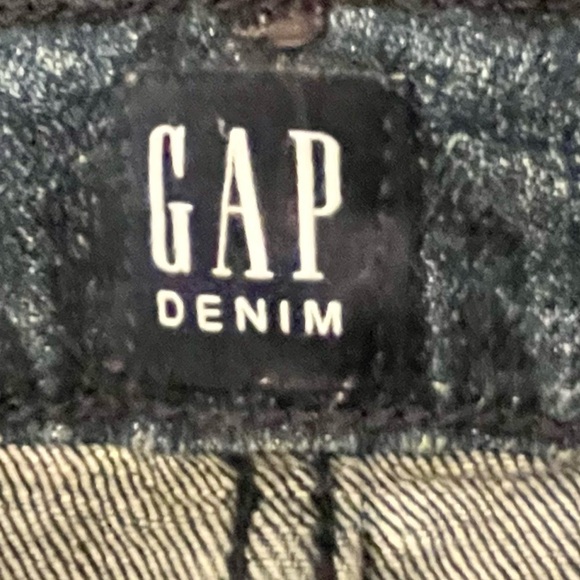 GAP High-Rise Wide Leg Cut-Off Jeans - Picture 5 of 16